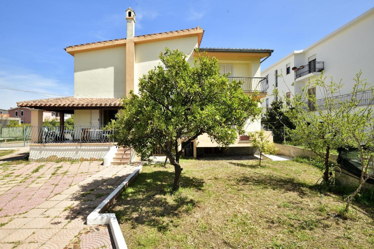 3 - Casa Con Giardino Lotzorai - Sa Crai Apartments Sardinian Experience מראה חיצוני תמונה