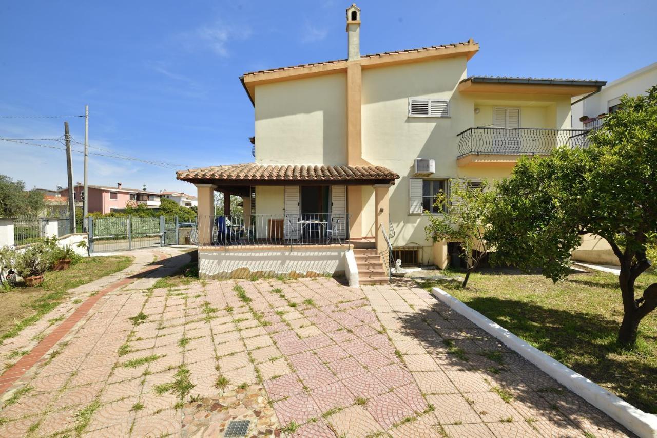 3 - Casa Con Giardino Lotzorai - Sa Crai Apartments Sardinian Experience מראה חיצוני תמונה